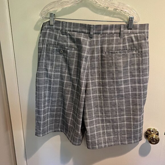 PGA Tour Mens Gray Plaid flat front Golf shorts, Size 36 - Picture 5 of 10